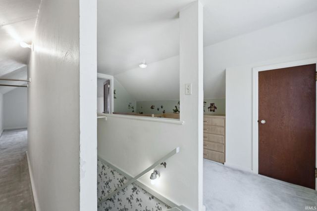 1242 Somerset Lane, Fort Wayne, IN 46805