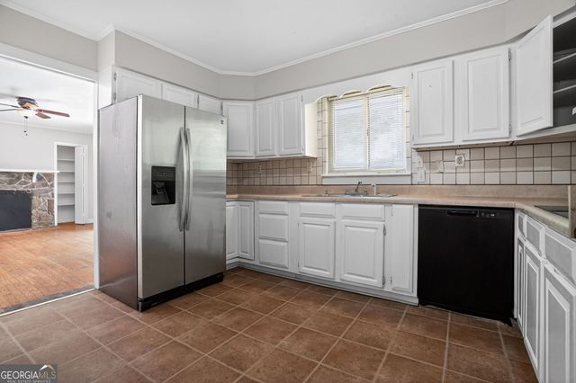 4150 Indian Lake Circle, Stone Mountain, GA 30083