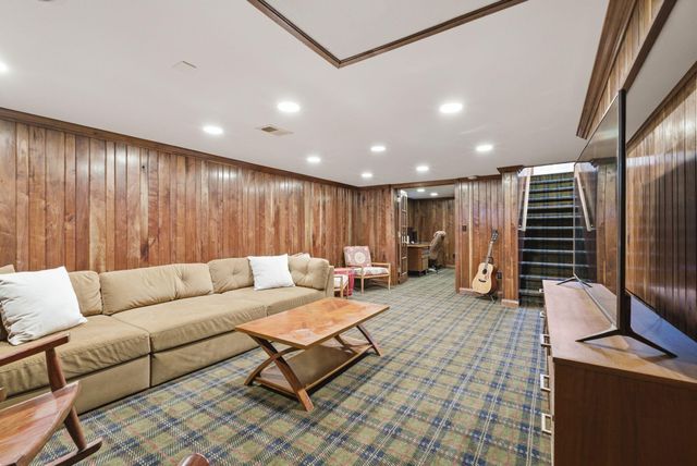 1221 Providence Lane, Lexington, KY 40502