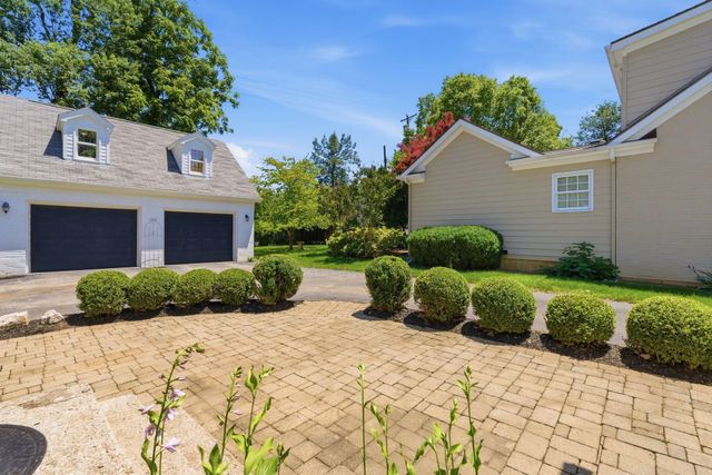 1221 Providence Lane, Lexington, KY 40502