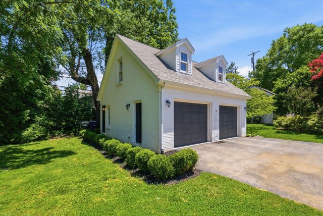 1221 Providence Lane, Lexington, KY 40502