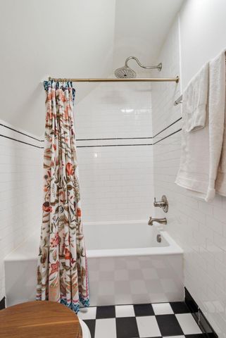 1221 Providence Lane, Lexington, KY 40502