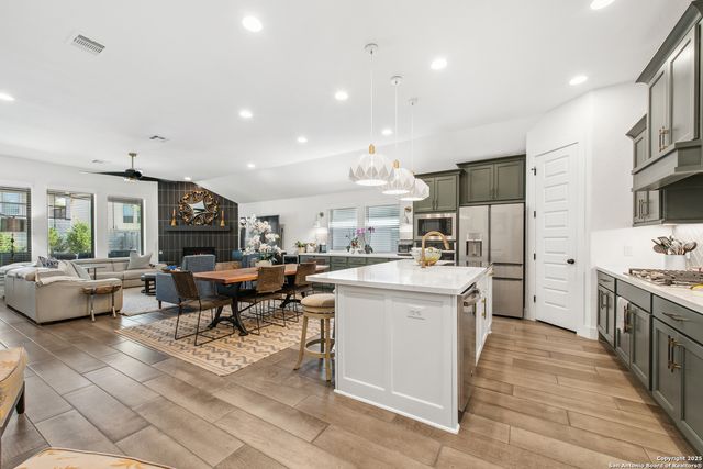 576 Tobacco, New Braunfels, TX 78132