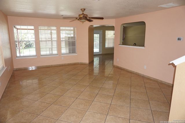 8955 Nature Trail, Converse, TX 78109