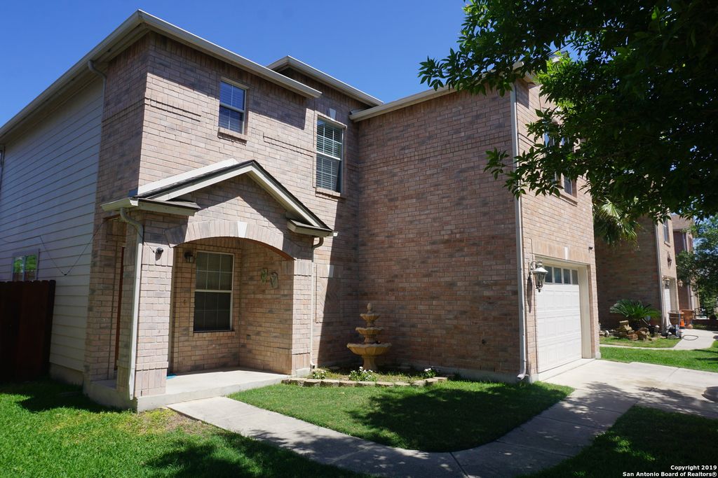 8955 Nature Trail, Converse, TX 78109