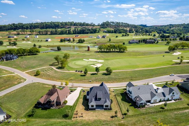 4153 Old Club Rd, Loudon, TN 37774