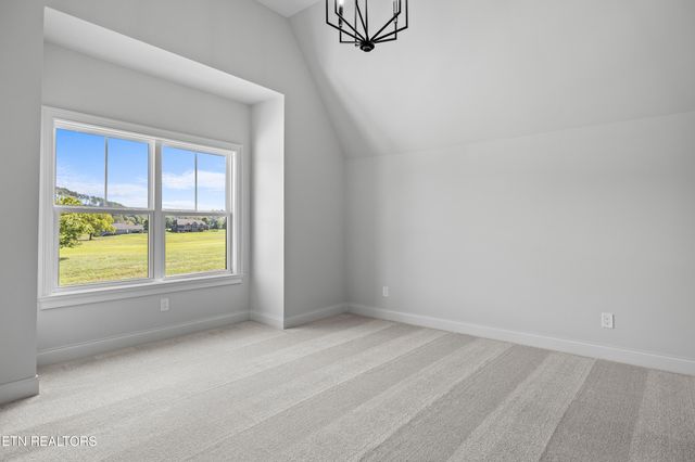 4153 Old Club Rd, Loudon, TN 37774