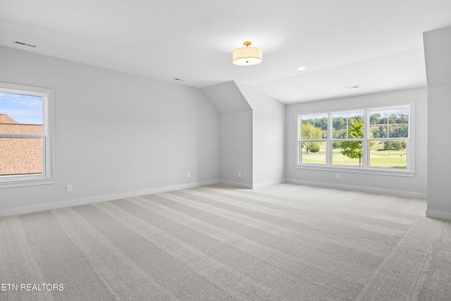 4153 Old Club Rd, Loudon, TN 37774