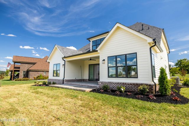 4153 Old Club Rd, Loudon, TN 37774