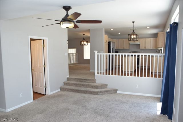 7811 Howard Dade Avenue, Las Vegas, NV 89129
