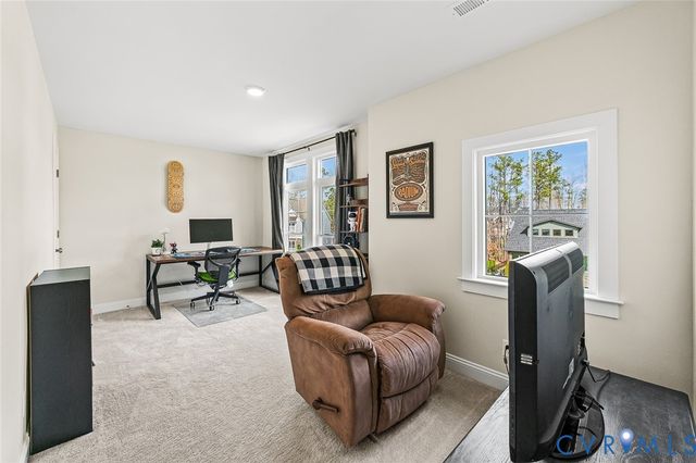 17319 Otter Dr, Moseley, VA 23120