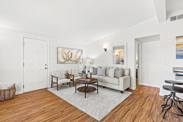 2083 Everglade Street, Hayward, CA 94545