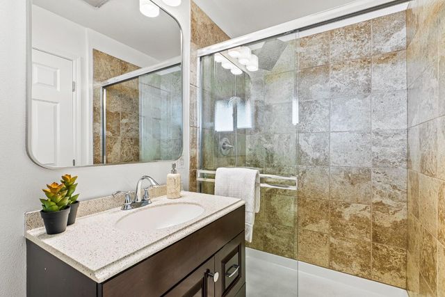 2083 Everglade Street, Hayward, CA 94545