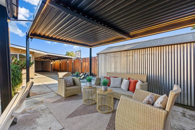 2083 Everglade Street, Hayward, CA 94545