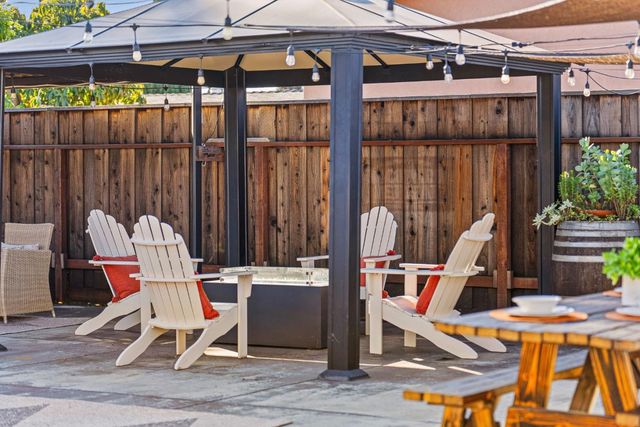 2083 Everglade Street, Hayward, CA 94545