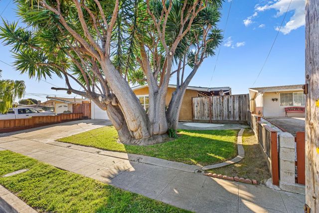 2083 Everglade Street, Hayward, CA 94545