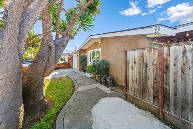 2083 Everglade Street, Hayward, CA 94545