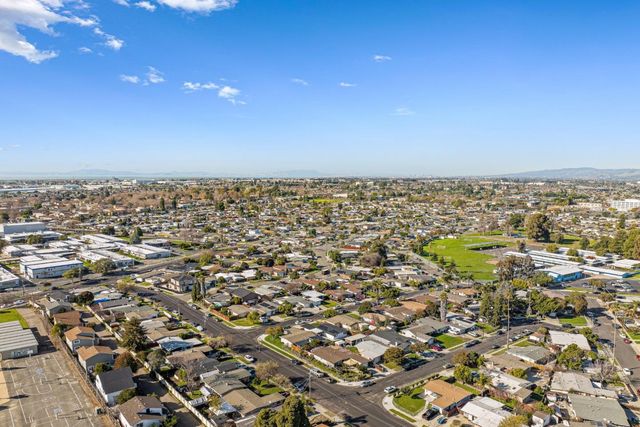 2083 Everglade Street, Hayward, CA 94545