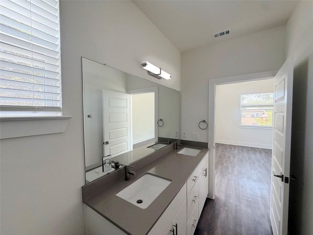 6406 Felix Ave 1, Austin, TX 78741
