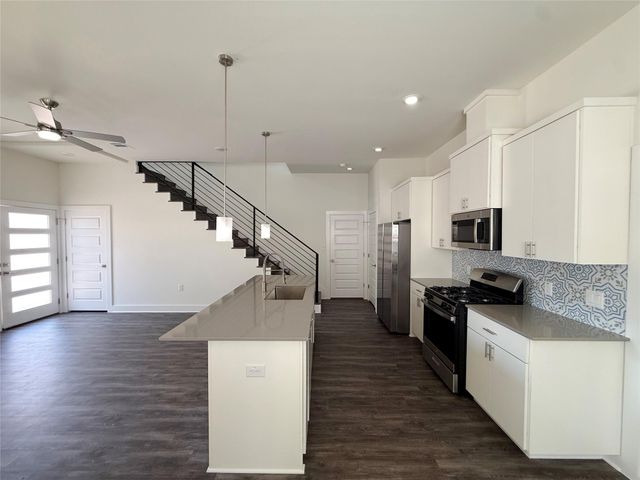 6406 Felix Ave 1, Austin, TX 78741