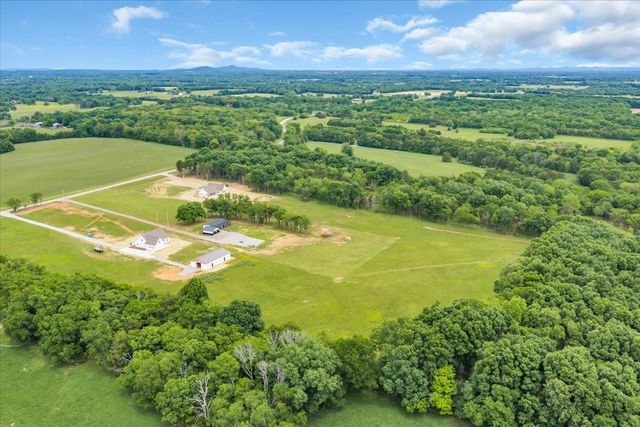 2827 Unionville Rd, Chapel Hill, TN 37034