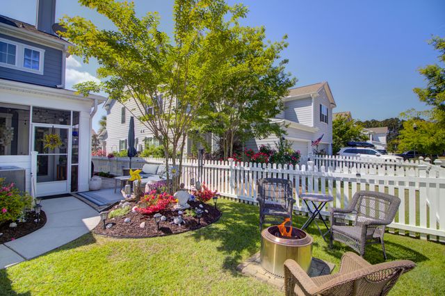 2664 Park West Boulevard, Mount Pleasant, SC 29466