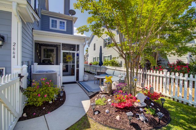 2664 Park West Boulevard, Mount Pleasant, SC 29466