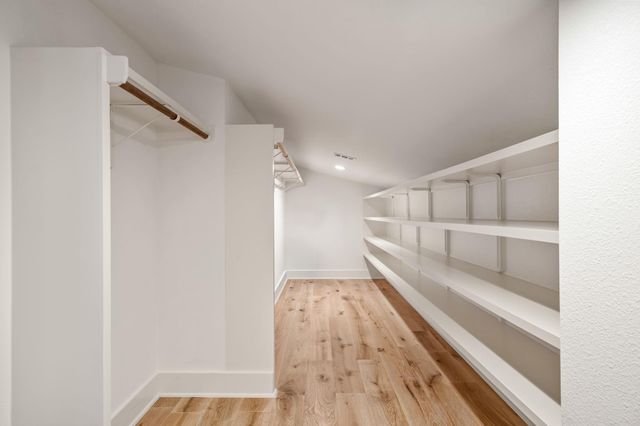 1182 Oakgrove Ave A, Austin, TX 78702
