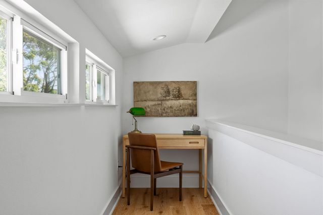 1182 Oakgrove Ave A, Austin, TX 78702