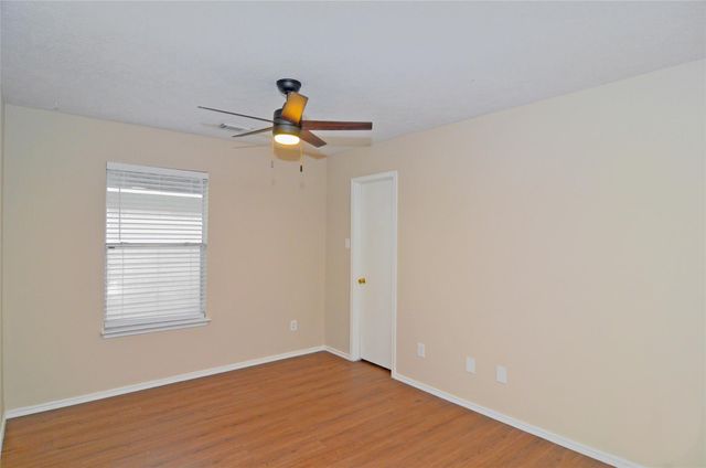 16915 Lighthouse View Drive, Friendswood, TX 77546