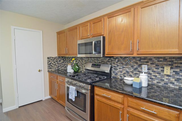 16915 Lighthouse View Drive, Friendswood, TX 77546