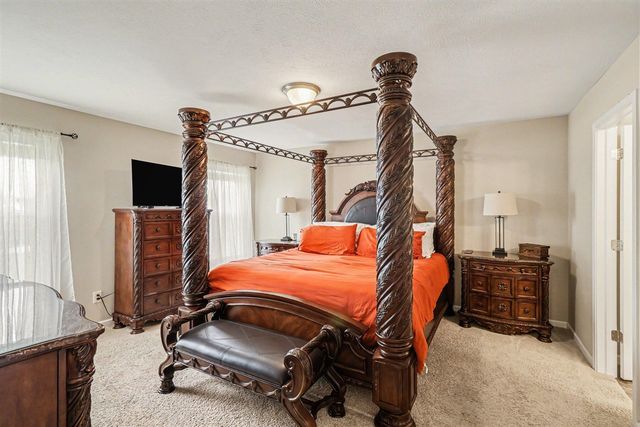 3612 Taunton Trail, Portage, MI 49024