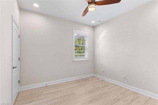 2343 Sheen LN # 401, Naples, FL 34120