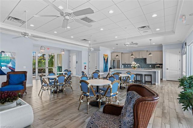 2343 Sheen LN # 401, Naples, FL 34120