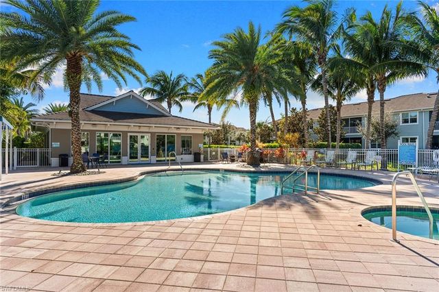 2343 Sheen LN # 401, Naples, FL 34120
