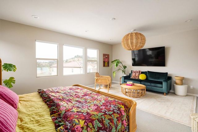 21847 Gallop Way, Escondido, CA 92029