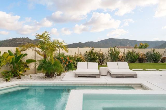 21847 Gallop Way, Escondido, CA 92029
