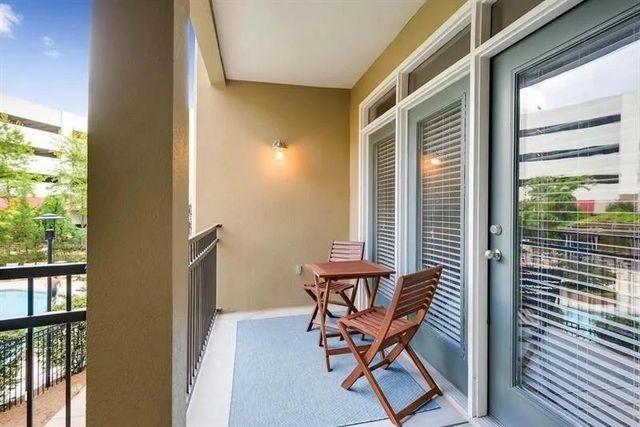 390 17th NW Street 3018, Atlanta, GA 30363