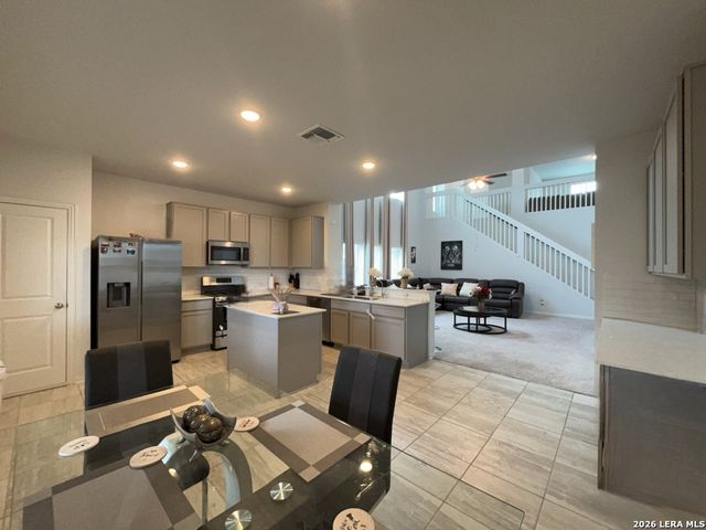 9203 Yaya Road, Converse, TX 78109