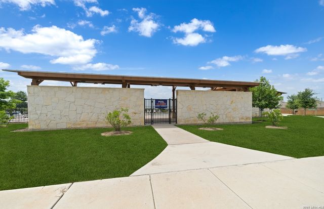 9203 Yaya Road, Converse, TX 78109