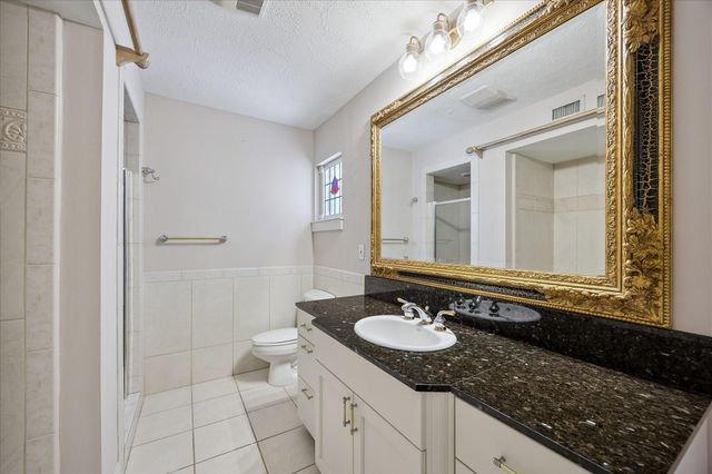 6 Gessner Road, Houston, TX 77024