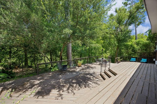 6 Gessner Road, Houston, TX 77024