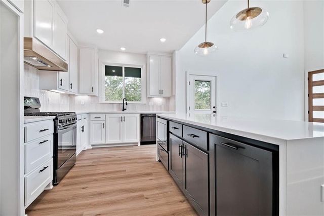 32 Copinsay Drive, Bella Vista, AR 72715