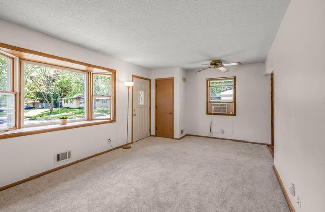5949 Quail Avenue N, Crystal, MN 55429