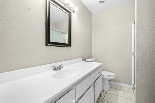 700 W La Veta C6, Orange, CA 92868