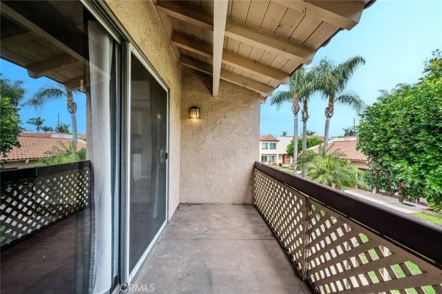 700 W La Veta C6, Orange, CA 92868