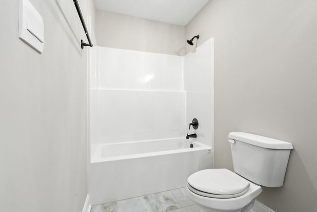 211 Laurel Branch Drive, Dothan, AL 36305