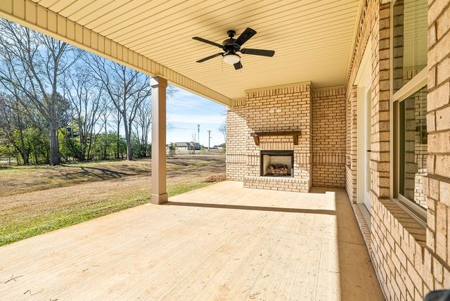 211 Laurel Branch Drive, Dothan, AL 36305