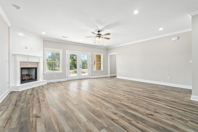 211 Laurel Branch Drive, Dothan, AL 36305