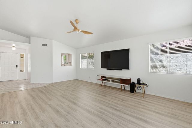 2338 W ORCHID Lane, Chandler, AZ 85224